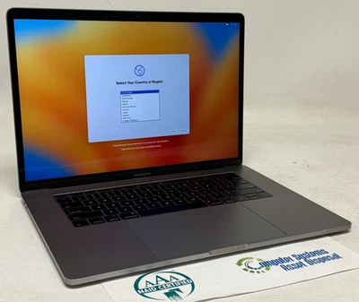 Apple MacBook Pro 15" (i7-7700HQ - 16GB RAM - 256GB SSD - MPTR2LL/A) - Image 1 of 4