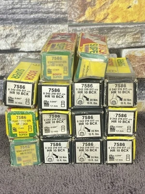 (14) Bosch Super 7586 Spark Plugs New Old Stock New In Box - Image 1 of 4