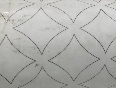 Juego de 14 calcomanías de pared Pottery Barn Teen con plantilla de diamante tamaño 9,5"x9,5" cada forma Foto 1 de 4