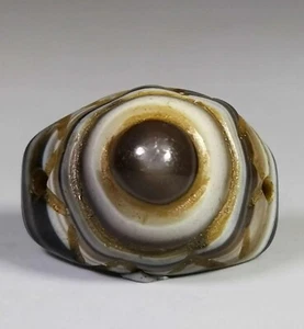 Tibetan Nepalese Himalayan Ancient Old Dzi 1 Eye Rings Amulet 一眼天珠指环 - Picture 1 of 9
