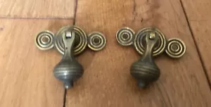 Vintage Antique Brass Drop Beehive Handles X 2 Drawer Cupboard Door L2 - Picture 1 of 6