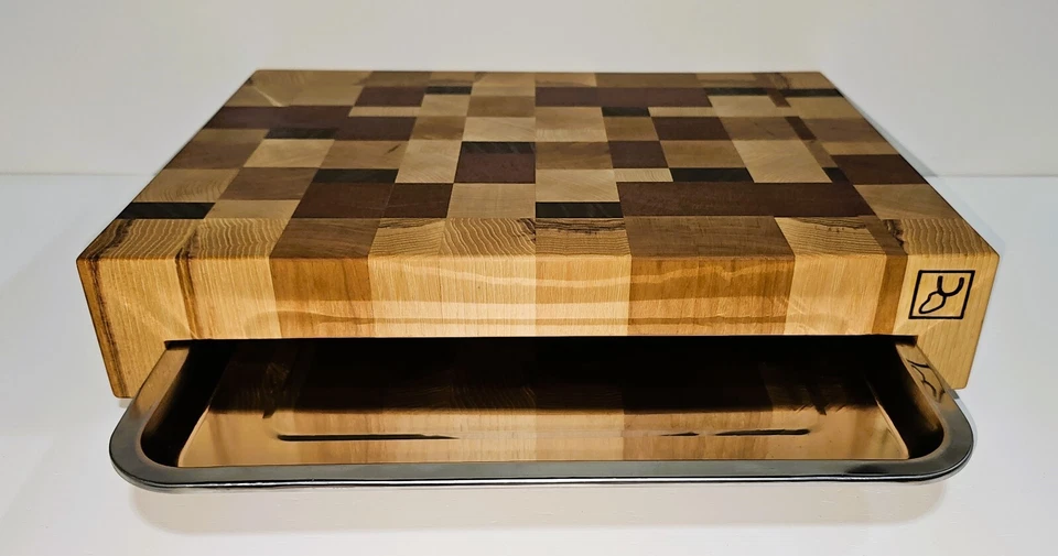 Bloque de carnicero Guttman Elite Chef End Grian con bandeja de acero inoxidable Foto 1 de 4