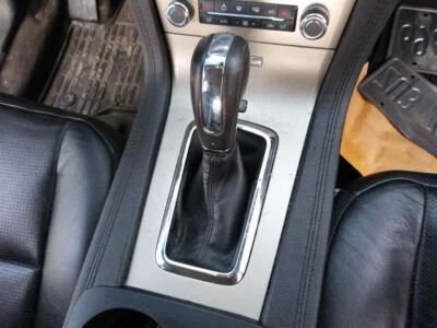 Used Automatic Transmission Shift Lever Assembly fits: 2010 Lincoln Mkt  Grade A - Image 1 of 4