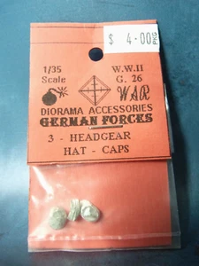 Kerroby Models diorama details, German Forces. 1 peaked officers cap, 2 side cap - Picture 1 of 2