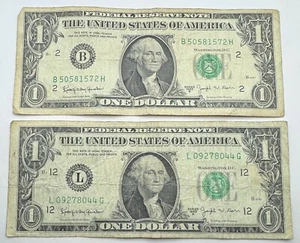 1963 B x 2 One Dollar Bill - BARR Note - $1 - Both Notes Included - No Reserve - Picture 1 of 2