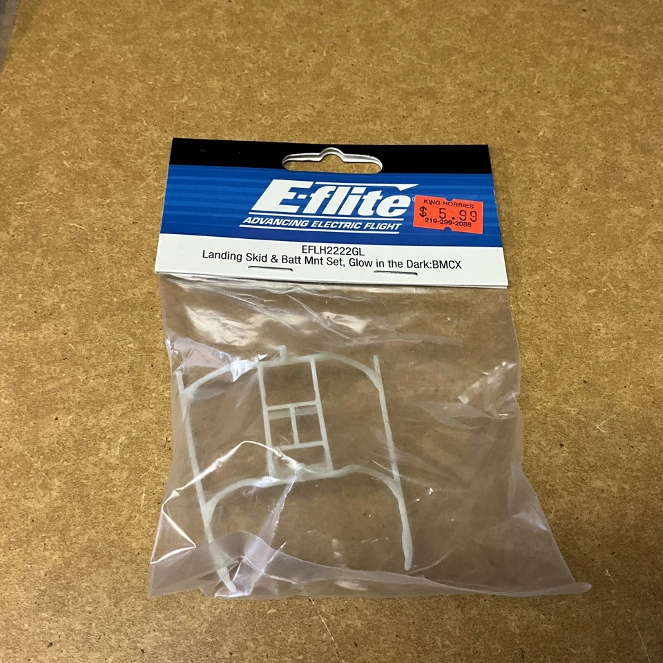 Blade (EFLH2222 GL) Landing Skid & Batt Mnt Set Glow In The Dark:BMCX NIB - Image 1 of 1