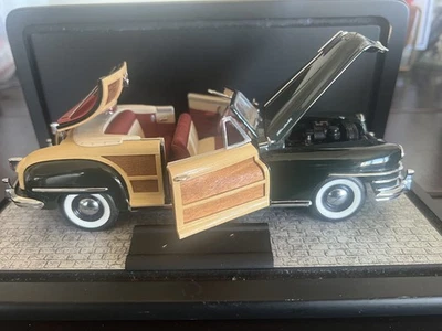 1948 Chrysler Town & Country  Forest Green Convertible from The Franklin Mint  - Image 1 of 4