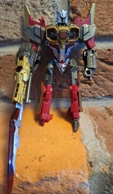 Transformers Generations Fall of Cybertron Deluxe Air Raid 2012 01 Series Figure - Image 1 of 4