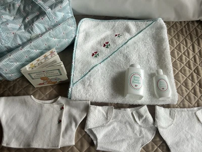 Pleasant Company American Girl Bitty Baby Diaper Bag Towel Diapers Shirt Powder+ - Image 1 of 4
