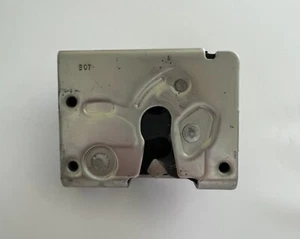 2005 2006 2007 Mercury Mariner Rear Liftgate Actuator Trunk Lock OEM - Picture 1 of 5