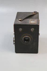 Vintage Kodak Brownie 620 camera box film camera - untested - Picture 1 of 14