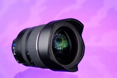 Lente gran angular Tamron 15-30 mm f/2,8 Di SP USD montaje F Foto 1 de 4