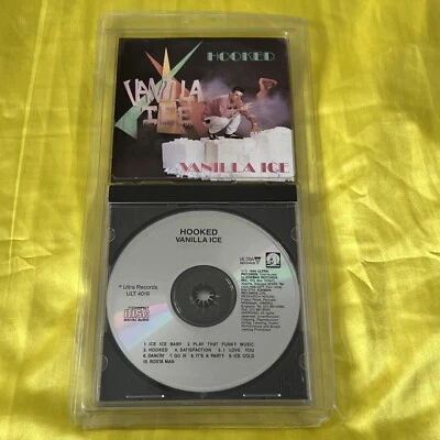 Vanilla Ice Hooked CD New 1990 Clam Long Box Ultra To The Extreme Ice Baby V-Ice Foto 1 de 4