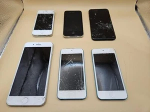 Lot of 6 Phones Iphone and Ipod - Cracked - For Parts (B2) - Picture 1 of 2