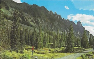 Vintage Colorado Chrome Postcard Ophir Needles Telluride Pass Jeep Ouray - Picture 1 of 2