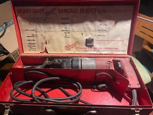 Sierra recíproca Milwaukee 6511 120V 12 Amp Sawzall con estuche - Imagen 1 de 7