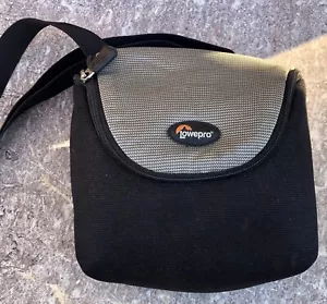 Lowepro D-Res 30AW Camera Bag, Rain Proof Hidden Cover Adjustable Compartments - Picture 1 of 6