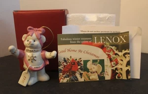 LENOX 2012 BAND GEWICKELT TEDDYBÄR jährliches Ornament -- -- NEU im Karton - Bild 1 von 9