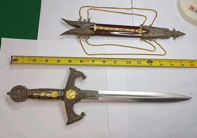 Daga de fantasía de China con funda decorada 8" Foto 1 de 4