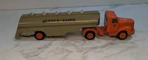 Tekno 434 Tankbil Scania - Hinterreifen fehlen - Bild 1 von 12