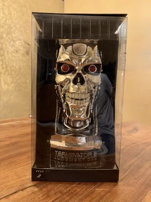 Terminator 2 Judgement Day 6 Disc Endoskull Collectors Set - Image 1 of 4