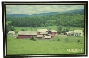 Vintage Postcard Unposted Color Vermont Barns Farm Rolling Hills Green Mountain - Picture 1 of 2