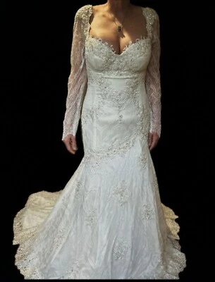 Pnina Tornai brand new size 8 long sleeve wedding dress - Image 1 of 4