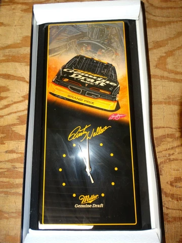 Rusty Wallace Grand Prix Miller Genuine Draft Clock Plaque OPEN BOX NEW Cover