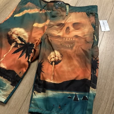 XXX Pantalones Cortos Rudos Hot Topic Para Hombre Calavera Sublimados Death Board Talla 32 Sin Forro Foto 1 de 4