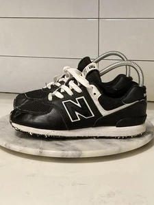 New Balance 574 Youth Sneakers Black & White Shoe Size 1 - Picture 1 of 9
