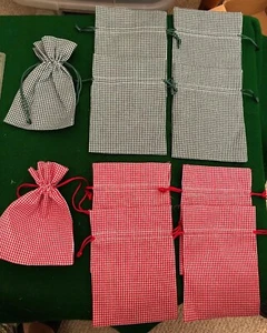 10 drawstring Gift Pouches Party Favours Jewelry Bags 5" x 7" 5 Red & 5 GREEN - Picture 1 of 5