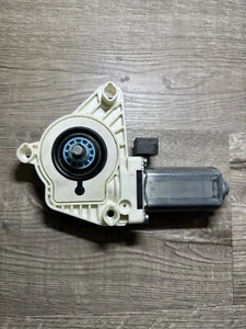 Volkswagen  Jetta Driver Front Left Power Window Motor O 1036 c47781 101 - Picture 1 of 6
