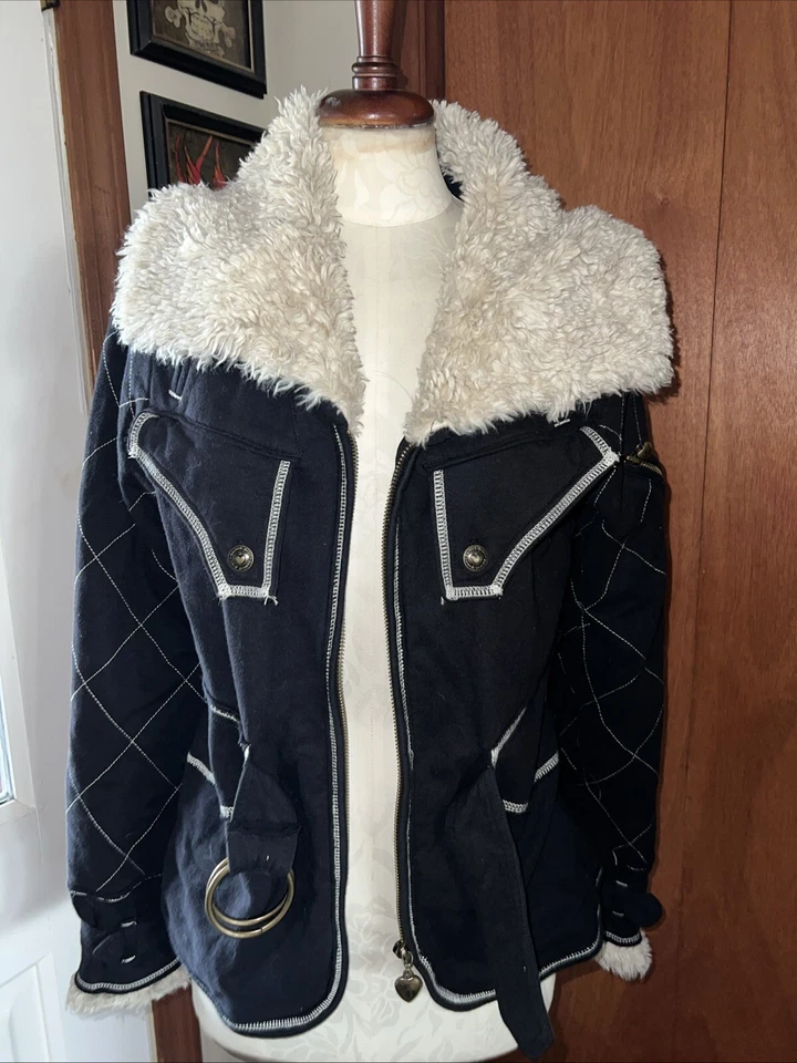 Twisted Heart America Sudadera con Cremallera Chaqueta Cuello de Piel Sintética Y2K Años 2000 Talla S Foto 1 de 4