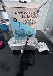Vintage Dolce Automatic Electric Pizzelle Baker Maker Model 300-EP W/ 4 Designs - Picture 1 of 17