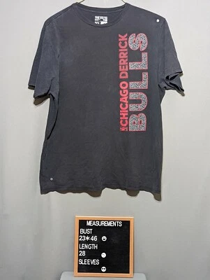 Camiseta ADIDAS NBA CHICAGO BULLS DERRICK ROSA PRETA TAMANHO M - Imagem 1 de 4