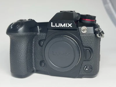 Cámara con lente intercambiable sin espejo Panasonic Lumix G9 - negra (solo cuerpo) Foto 1 de 4