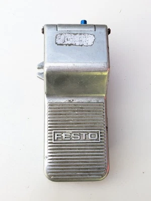 FESTO F-5-1/4-B 8992 Pneumatic Foot valve tee - Photo 1/3