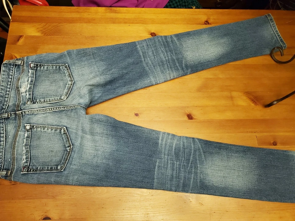 JEANS RECTOS ANN TAYLOR LOFT LAVADOS LIGEROS DESCOLORIDOS Y LIGERAMENTE DESGASTADOS Talla 0 Foto 1 de 4