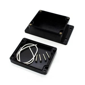Black Sealed Plastic Enclosure Project / Terminal / Junction Box 115x90x55mm - Picture 1 of 10