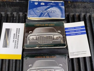 Chrysler 300 2005 manual del propietario Foto 1 de 4