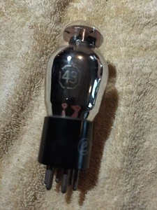 Cunningham TIPO 43 Botella de Coca-Cola Pentode TUBO DE VACÍO ELÉCTRICO De colección PROBADO FUERTE - Imagen 1 de 4