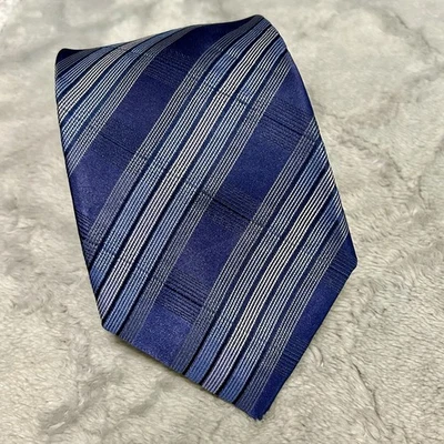 "Corbata Van Heusen a rayas púrpura y azul nueva sin etiquetas 3,75"" de ancho 57"" de largo"  Foto 1 de 4