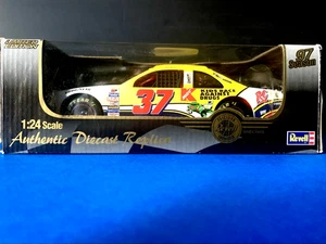 JEREMY MAYFIELD #37 KMART-REVELL 1:24 NASCAR DIECAST  - Picture 1 of 7