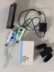 Nintendo Switch - Animal Crossing Special Edition 32GB Console - Green/Blue - Picture 1 of 5