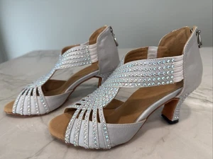 Scarpe da ballo latino argento con tacco sala da ballo taglia EU 38 strass tacco 2,5" - Foto 1 di 6