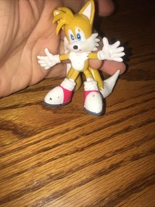 2000 Sega Sonic the Hedgehog 3" Tails the Fox Bendable Figure - Picture 1 of 6