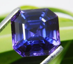 Splendida pietra preziosa taglio radiante tanzanite viola/blu naturale 8,60 ct "certificata" - Foto 1 di 8