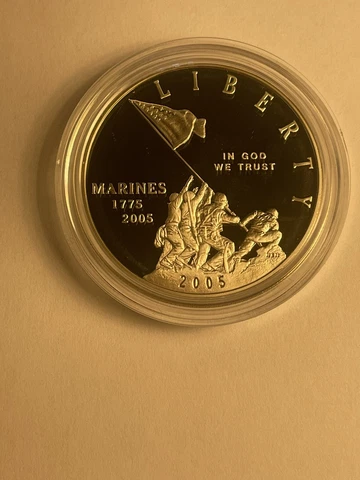 2005 Marine Corps Commemorative Proof Silver  Dollar Coin Box Set And COA UNC 1$ Cover