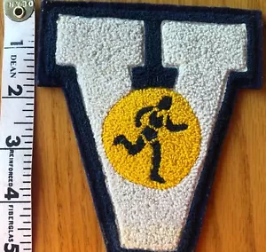 Track Varsity Buchstabe V blau & gold Filz mit gestickter Frau? Runner Pacific - Bild 1 von 3