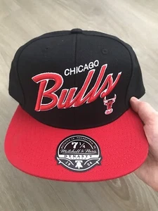 Chicago Bulls Mitchell & Ness Fitted 7 1/4 Team Script NBA Hat Cap | Brand New - Picture 1 of 15
